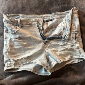 American Eagle Lightwash High Rise Next Level Stretch Ripped Denim Short Size 16